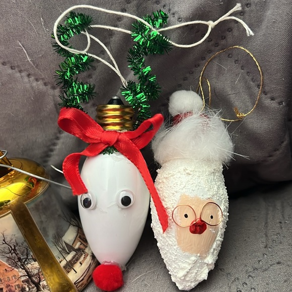 Vintage bell Christmas, ornaments and handpainted lightbulb ornaments - Picture 4 of 4